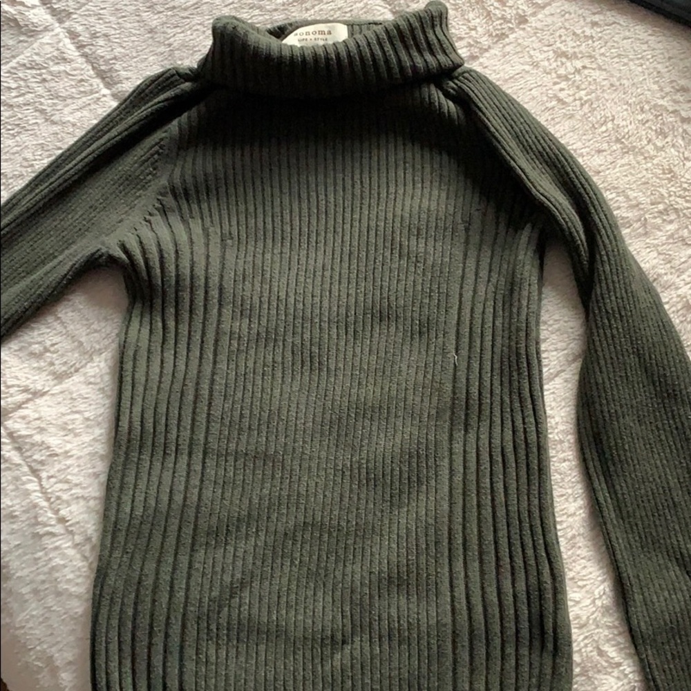 Green sweater